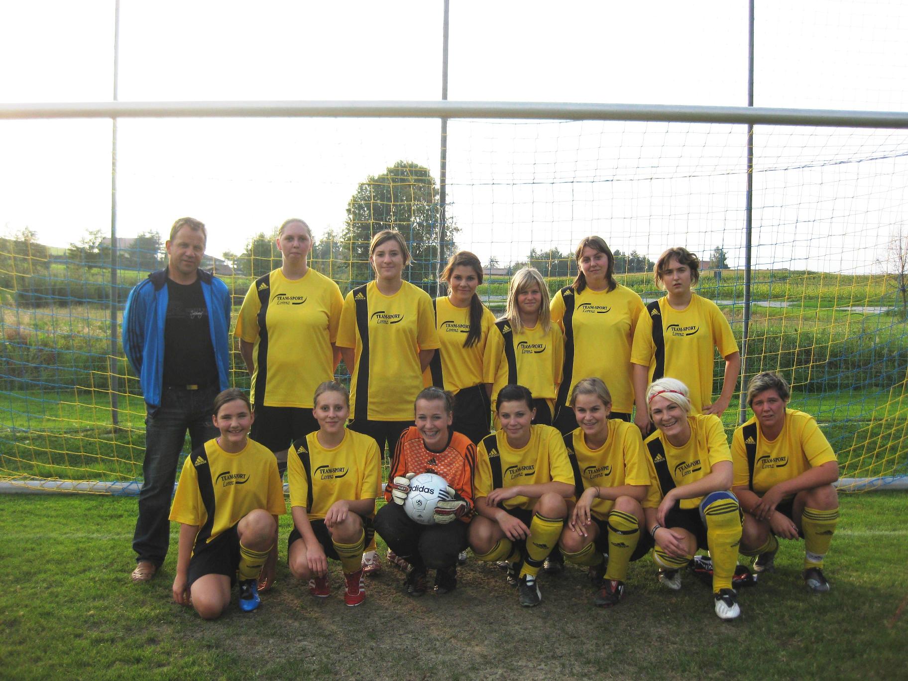 Damenmannschaft im Spielbetrieb d. Freizeitliga Bayerwald